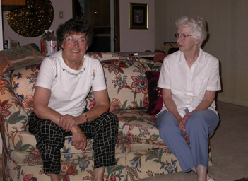 Marj and Norma Linwood, 44 McKenzie, July 2004.